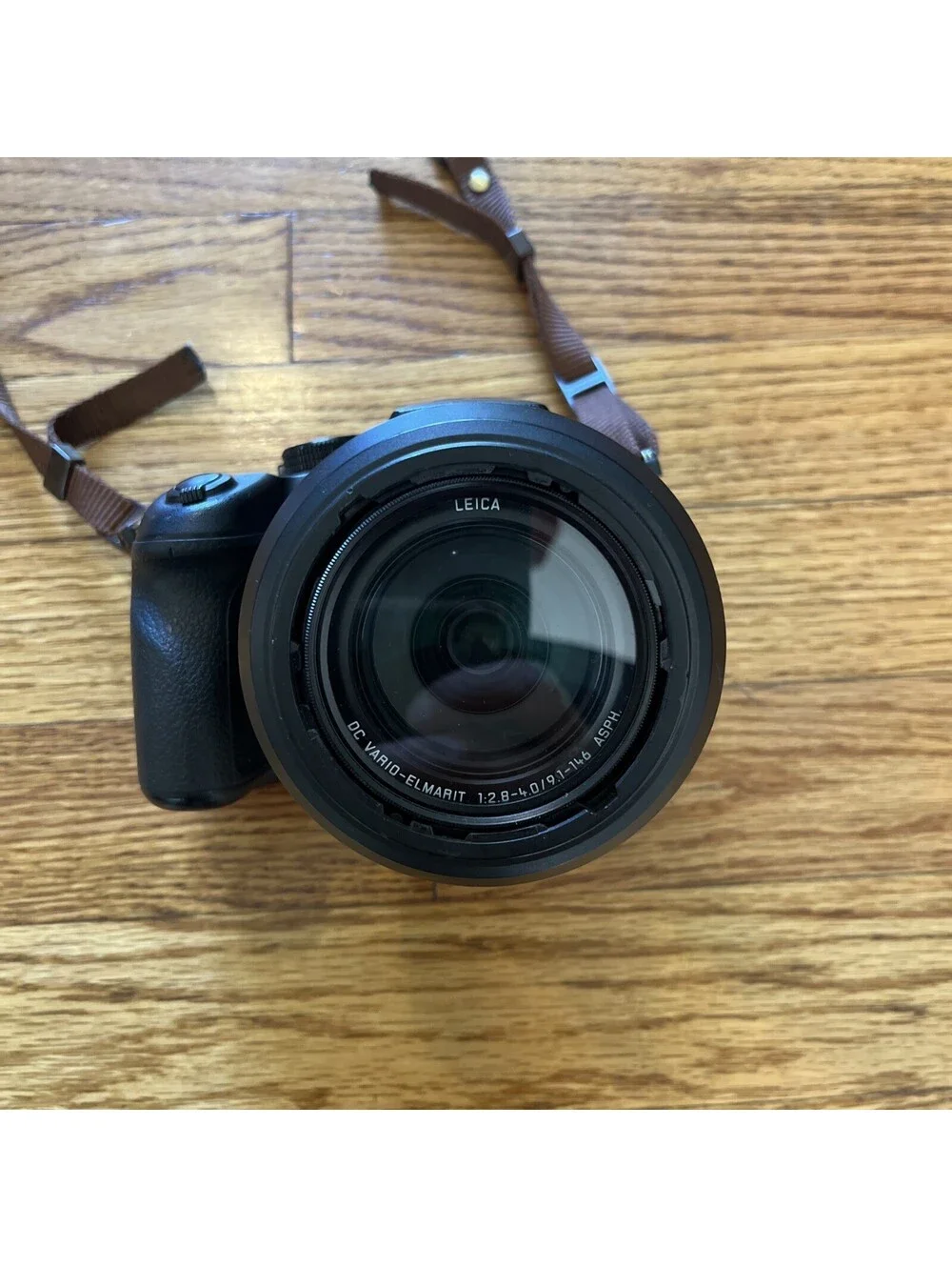 Panasonic LUMIX DMC-FZ1000 25-400mm Camera With Batteries, Charger & Accessories
